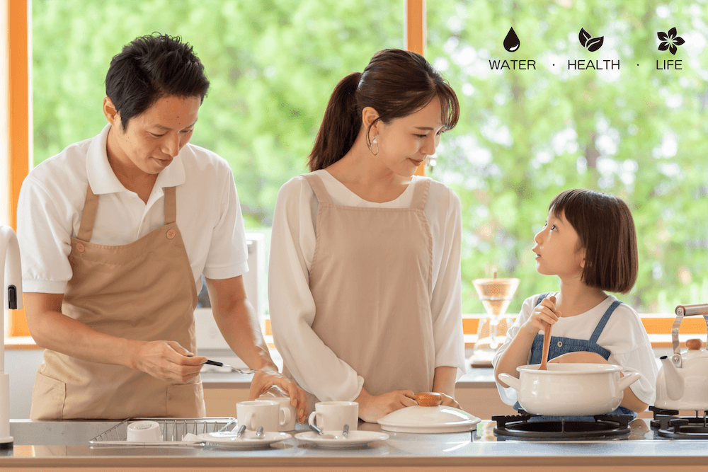 日本TOYO淨水,歡慶品牌在台服務30週年,讓全家人喝最健康的水。